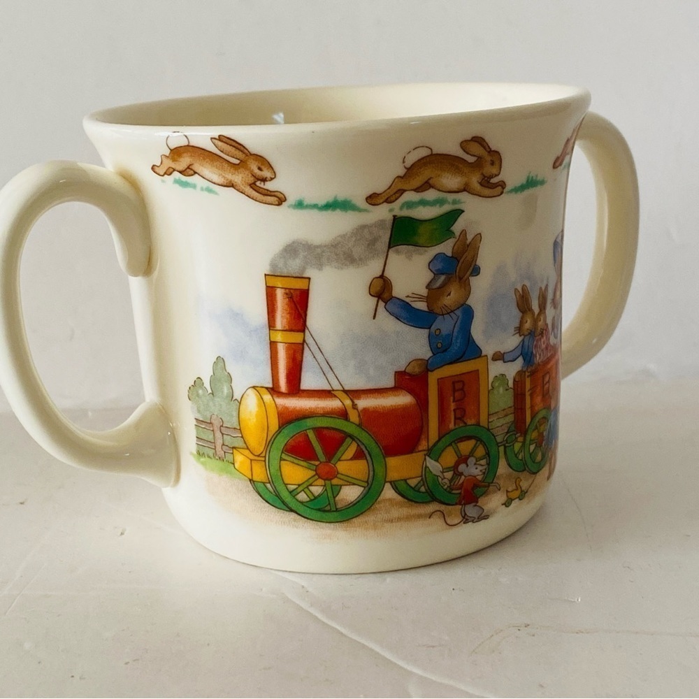 Bunnykins royal doulton 2 handled mug baby cup bunny to the town station - Picture 4 of 11